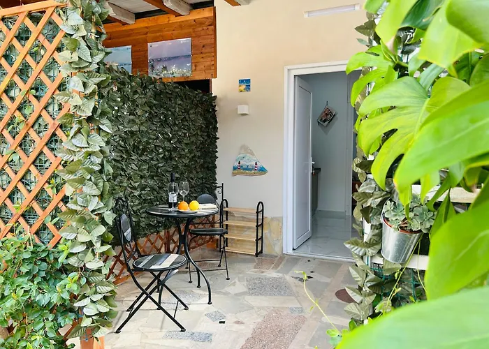 Nonno 'nzinu 150 Meters From The Sandy With Wifi Appartamento Avola